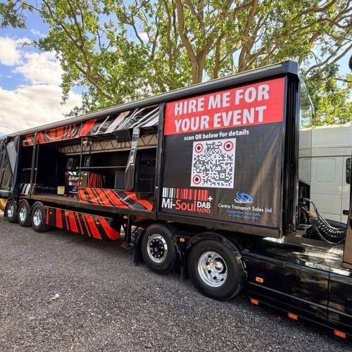 Mi-Soul Radio Tour Bus - UK_3